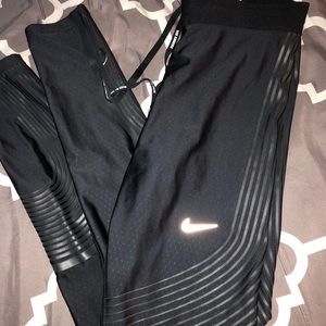 Nike leggings